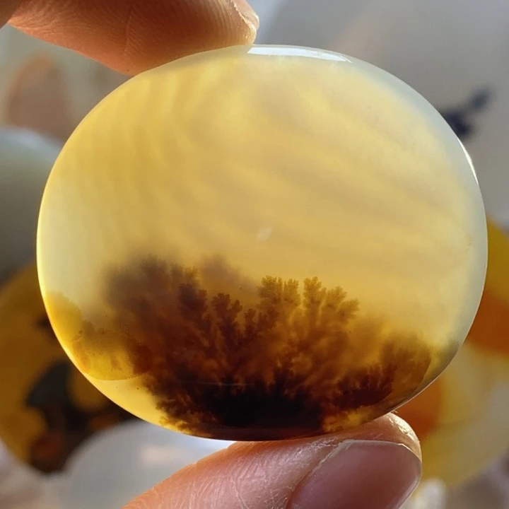 玛瑙/玉髓颈饰未镶嵌不**道