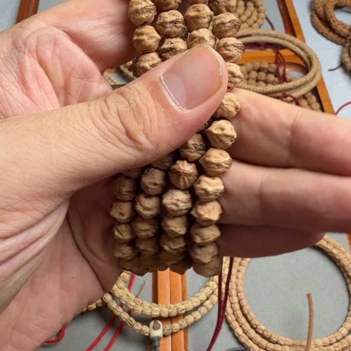 柏香籽/百香籽吊坠深**年