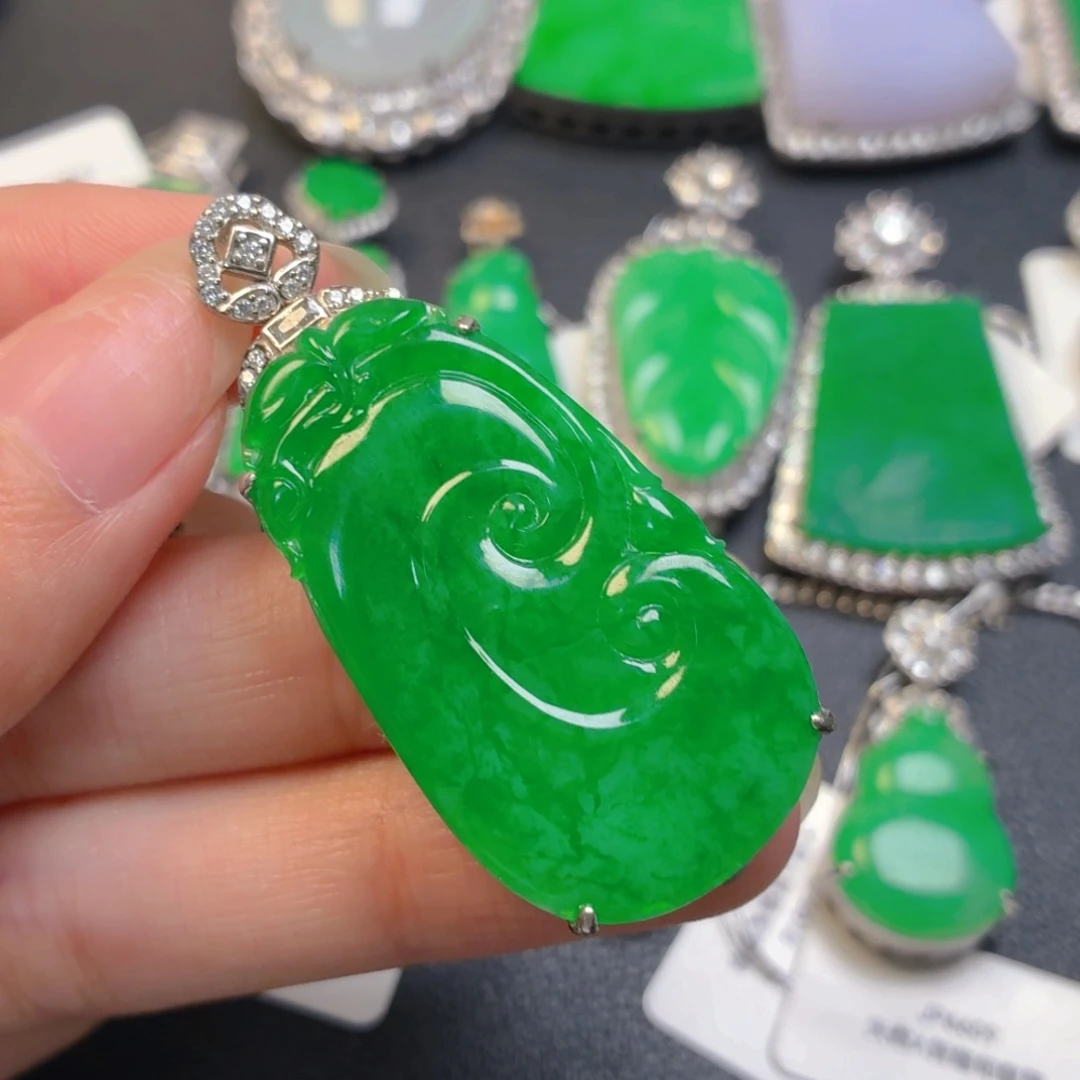 翡翠银S925镶嵌颈饰