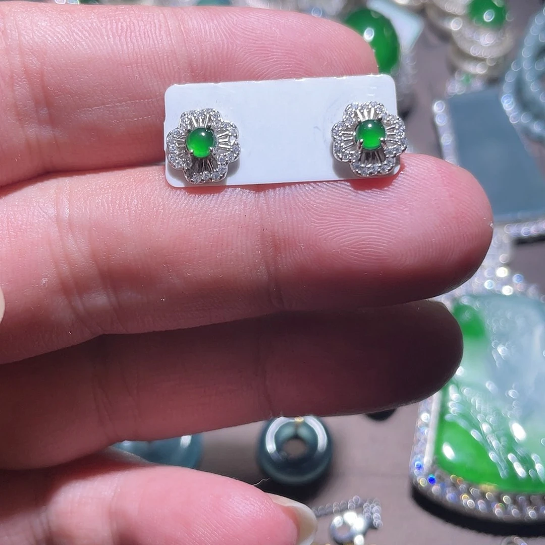 翡翠未镶嵌耳饰翡翠