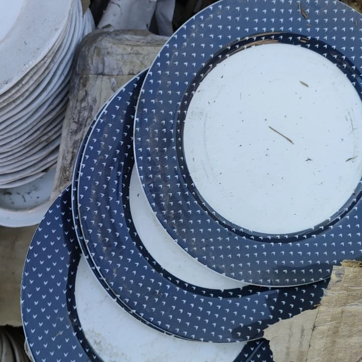 摆件陶瓷盘子碗啥都有