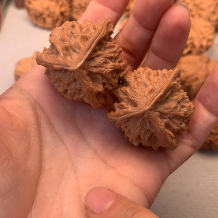 文玩核桃把件全品盘山三棱37