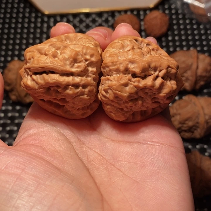 元***赁把件文玩核桃三角箭毒蛙王