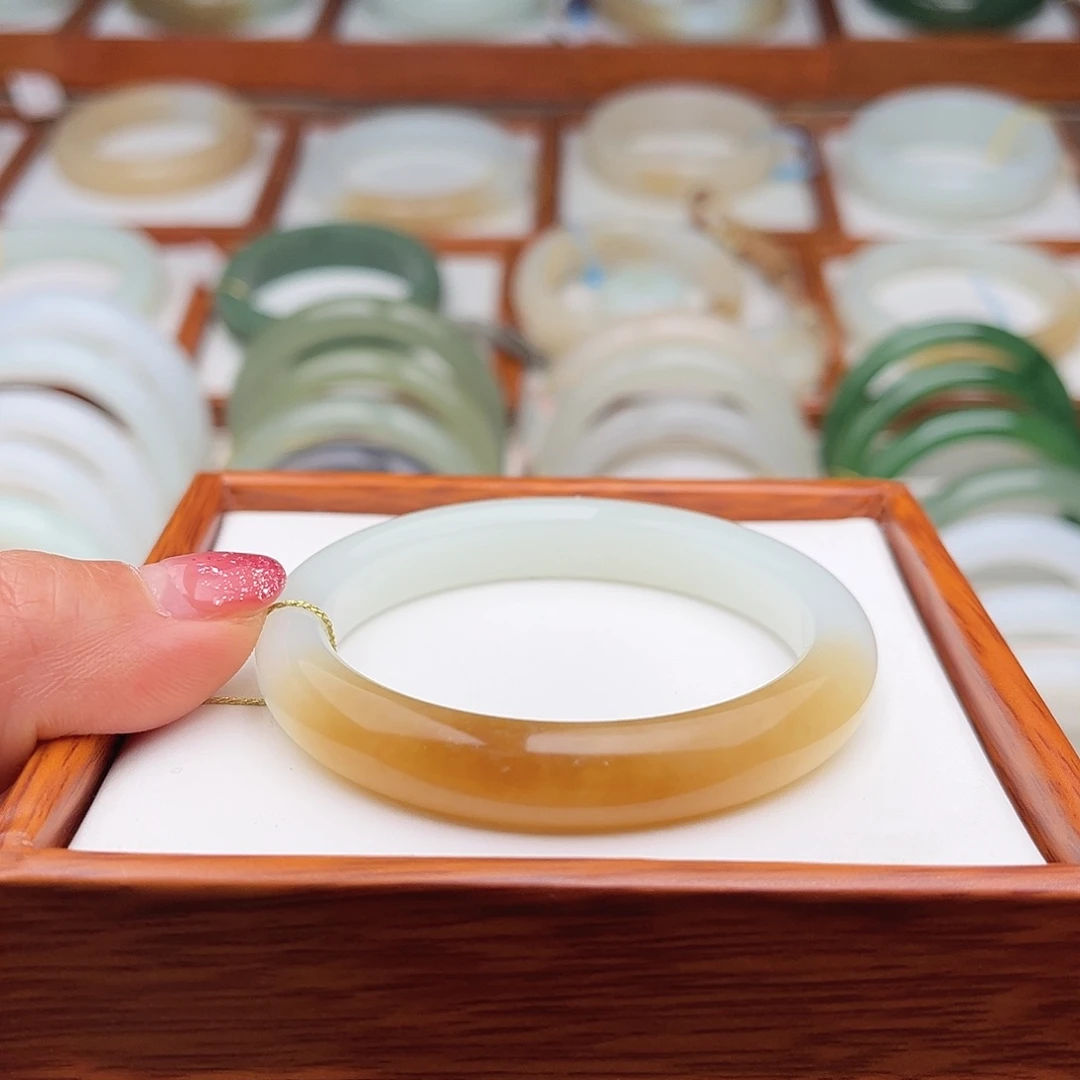 和田玉未镶嵌手镯50.6