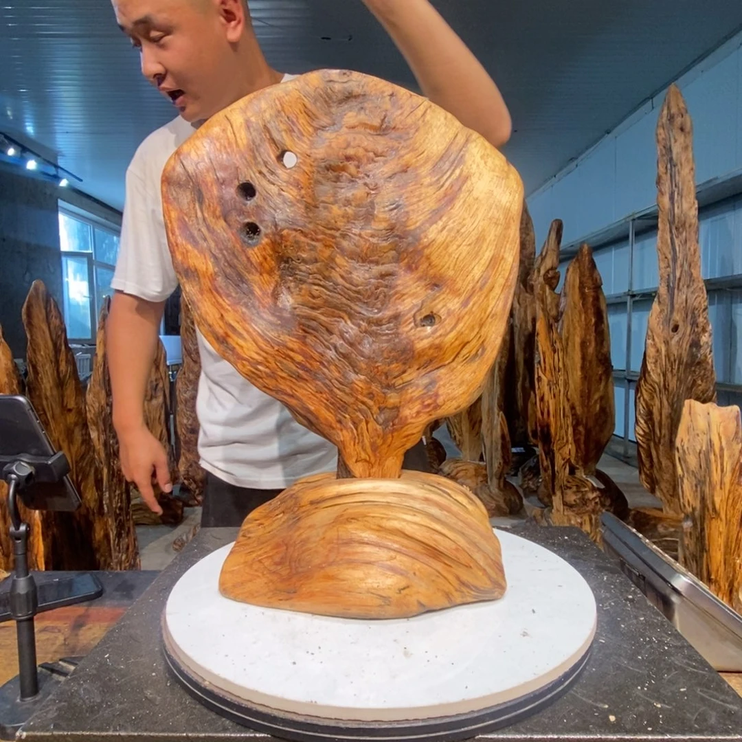 白***光木14琥珀木，自然风格根雕