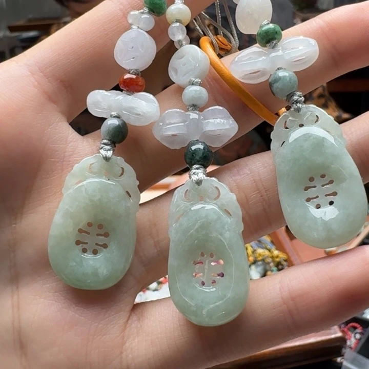 未镶嵌挂件翡翠兑*轩