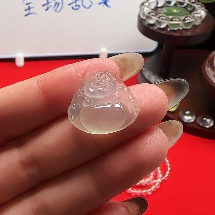 未镶嵌蛇纹石玉颈饰佛公