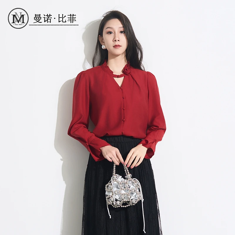 【小云总专享】灯笼袖v领立体花朵长袖衬衫MFGS133210