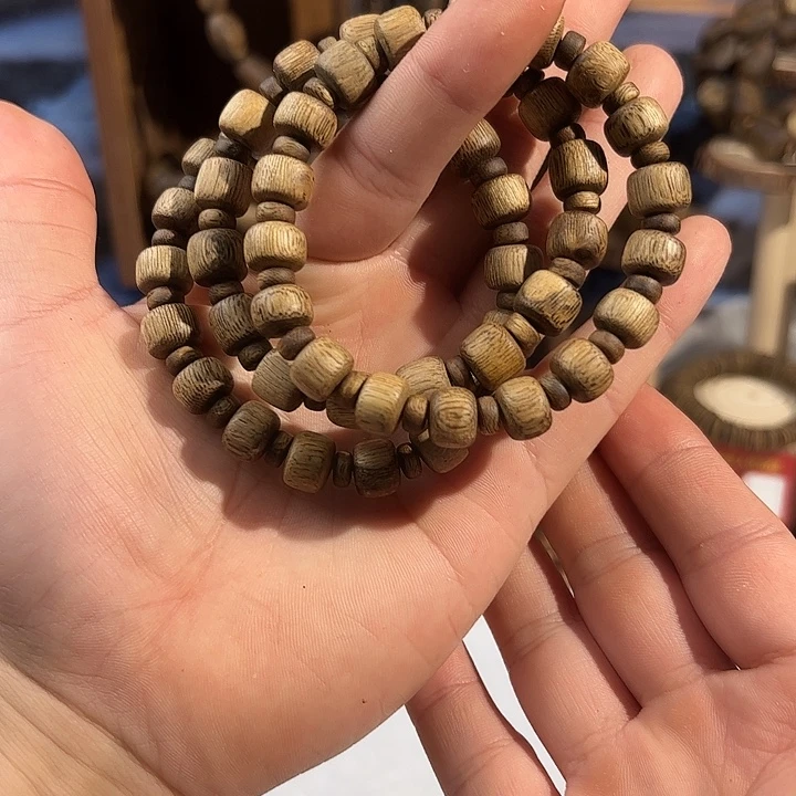 沉香手串10mm单圈多样性发一条