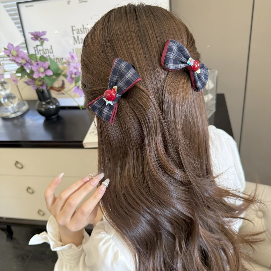 【格林少女】原创新款轻奢绒感蓝色格子蝴蝶结八公分压夹4582（对）