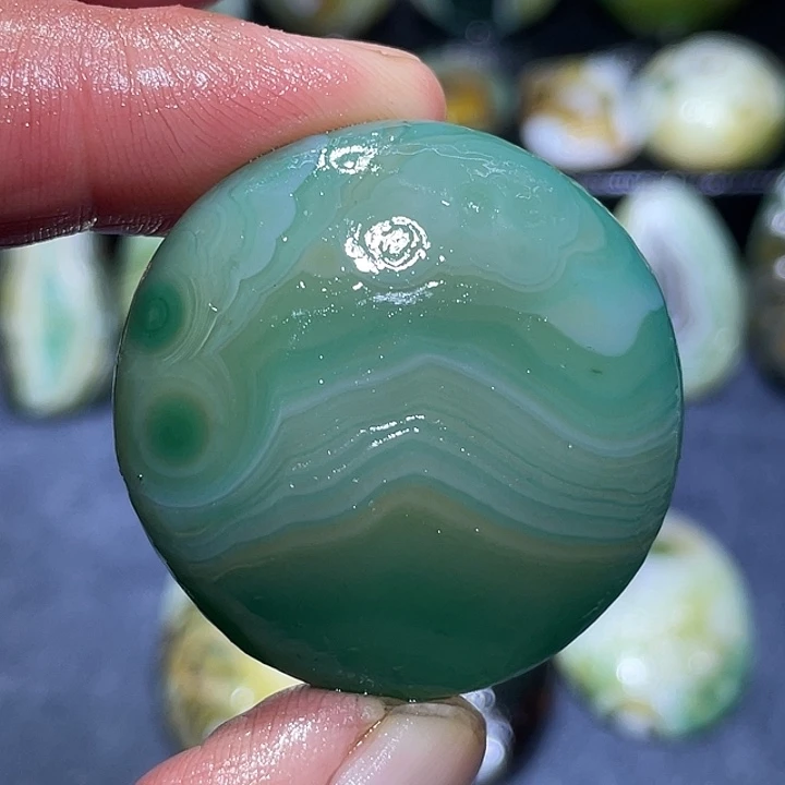 玛瑙/玉髓未镶嵌珠宝奇石