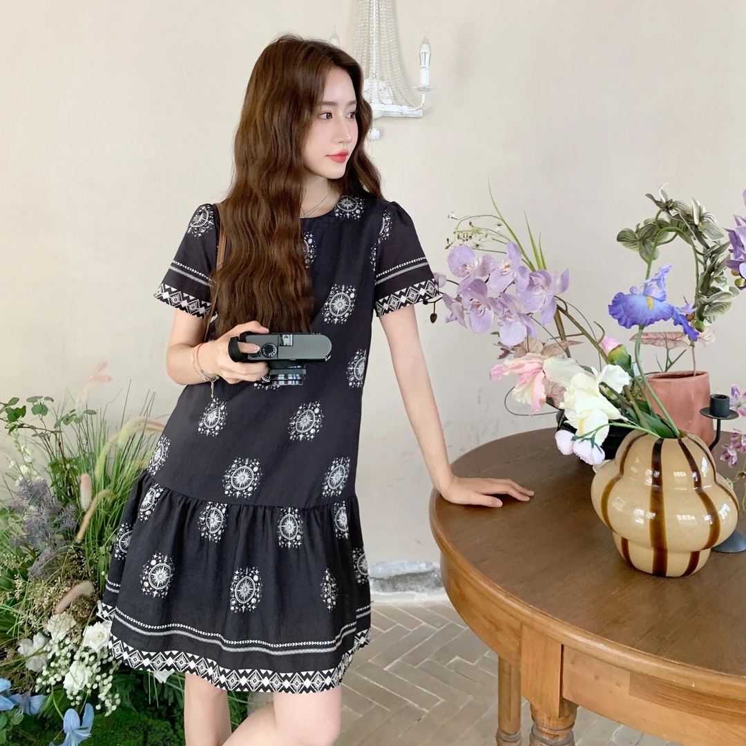 【她的云朵】宴会新款爆款工作连衣裙气质今年超火甜美可爱风格衣服