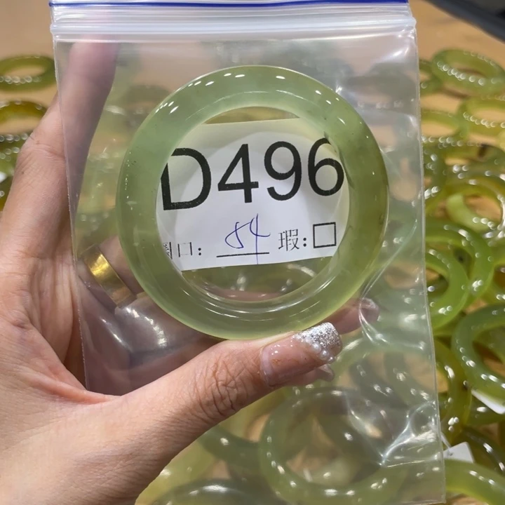 未镶嵌蛇纹石玉手镯画*