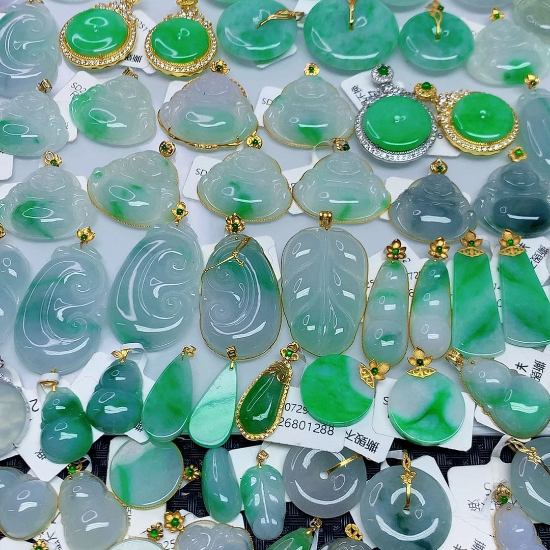 翡翠未镶嵌颈饰34557442