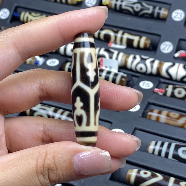 玛瑙/玉髓（覆膜）颈饰未镶嵌