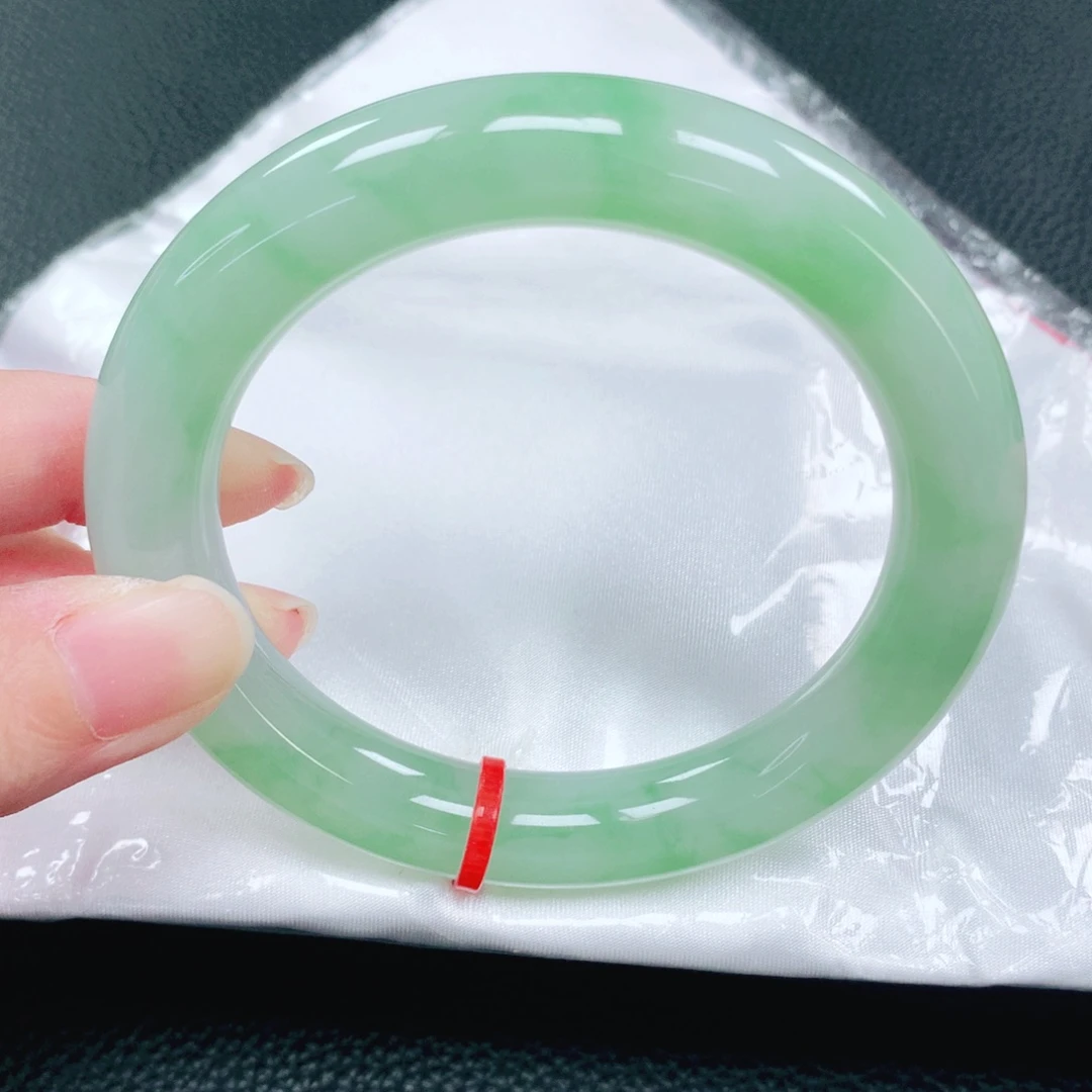未镶嵌手镯翡翠58圈