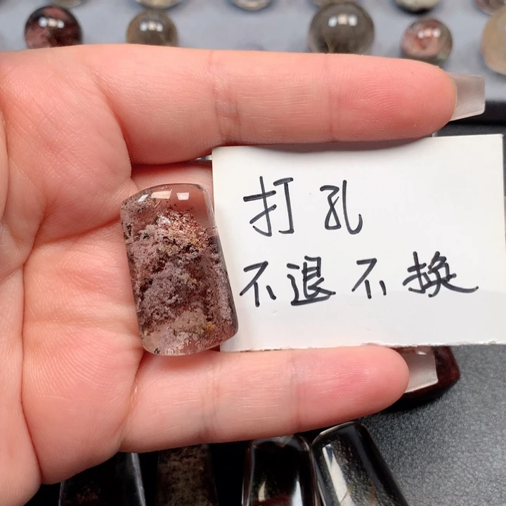 未镶嵌颈饰水晶小**巴水晶