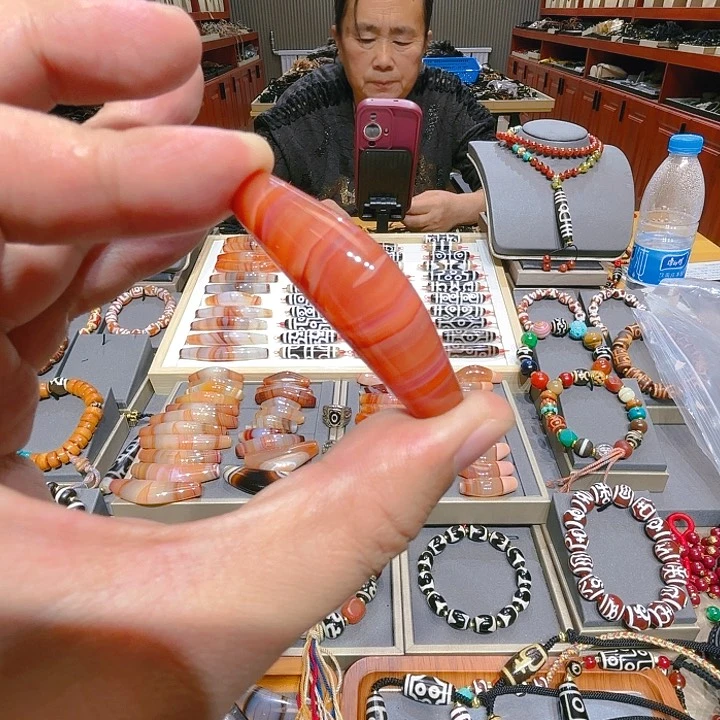 未镶嵌玛瑙/玉髓珠宝奇石