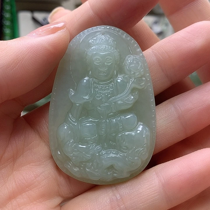 夏***图颈饰未镶嵌和田玉