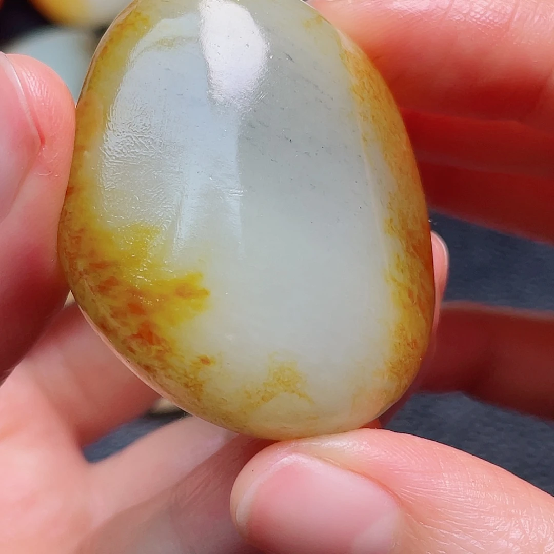 和田玉未镶嵌珠宝奇石