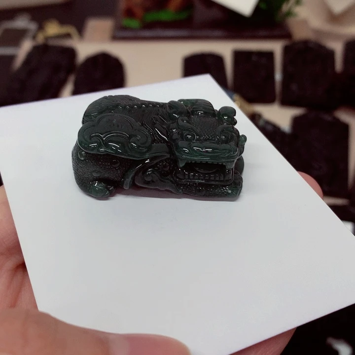 颈饰未镶嵌翡翠仕*天然a货钢琴黑挂件