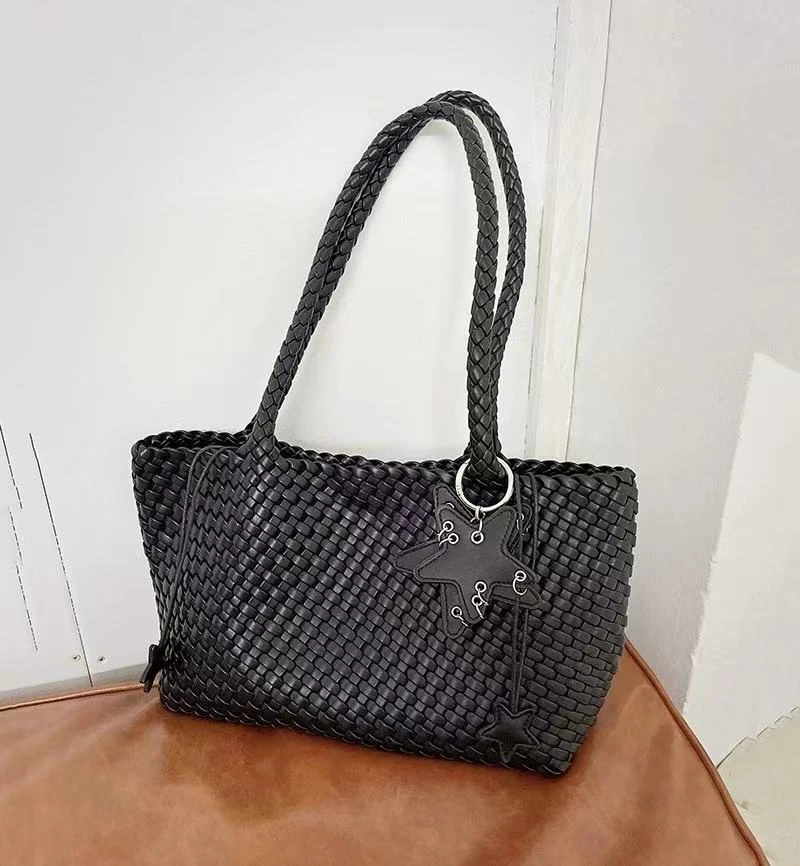 小众高颜值纯手工编织包单肩手提一体式