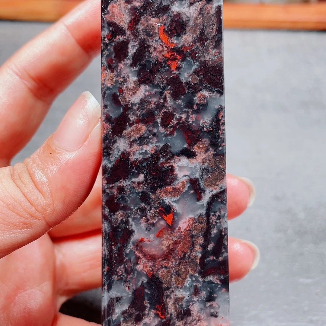 【闪购商品】玉桂林鸡血玉印章镇尺