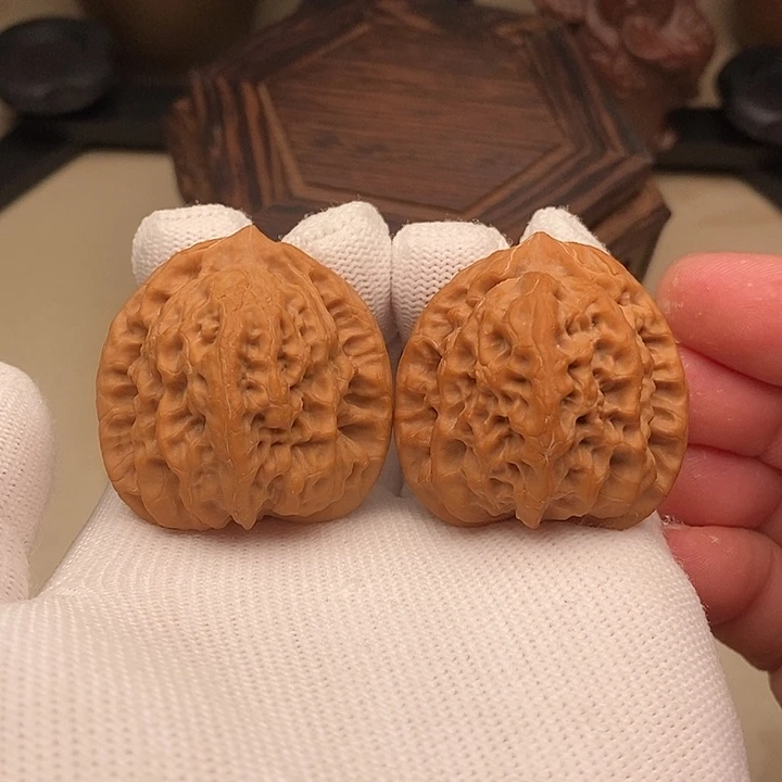 文玩核桃吊坠一代佛肚38.5