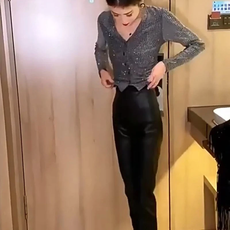 111爆款设计师款拼接气质显瘦长袖衫秋冬季新款丝绒遮肉T恤上衣