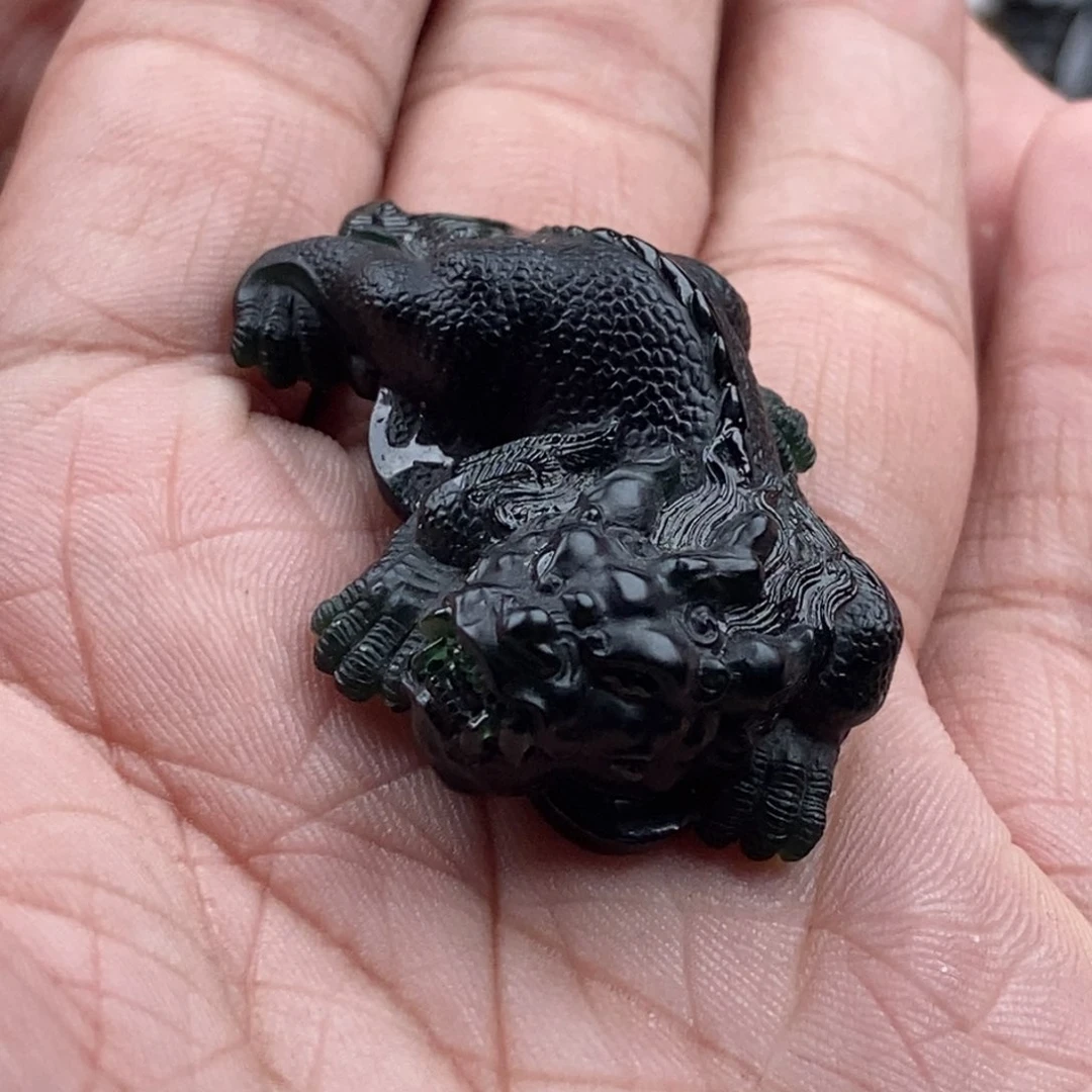 颈饰未镶嵌翡翠貔貅