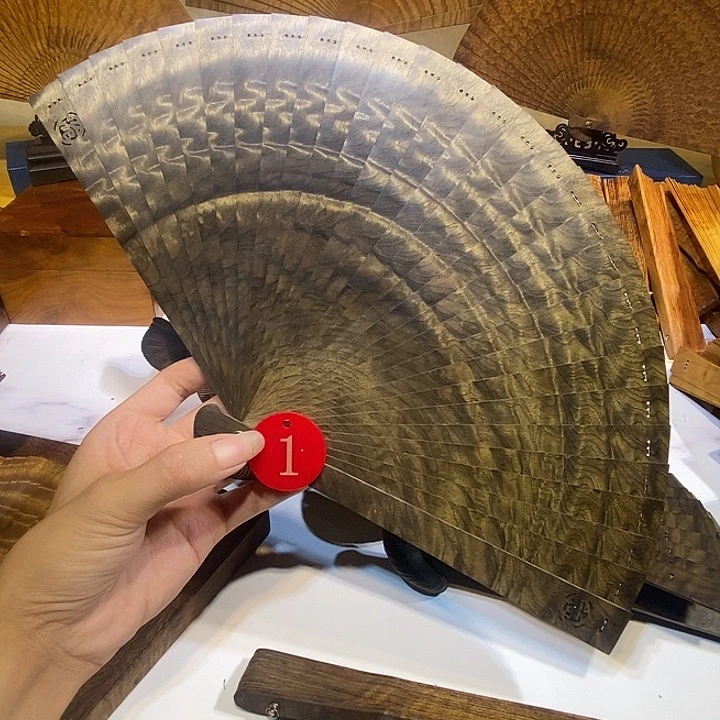 M***g有机玻璃金丝楠木21尺寸1