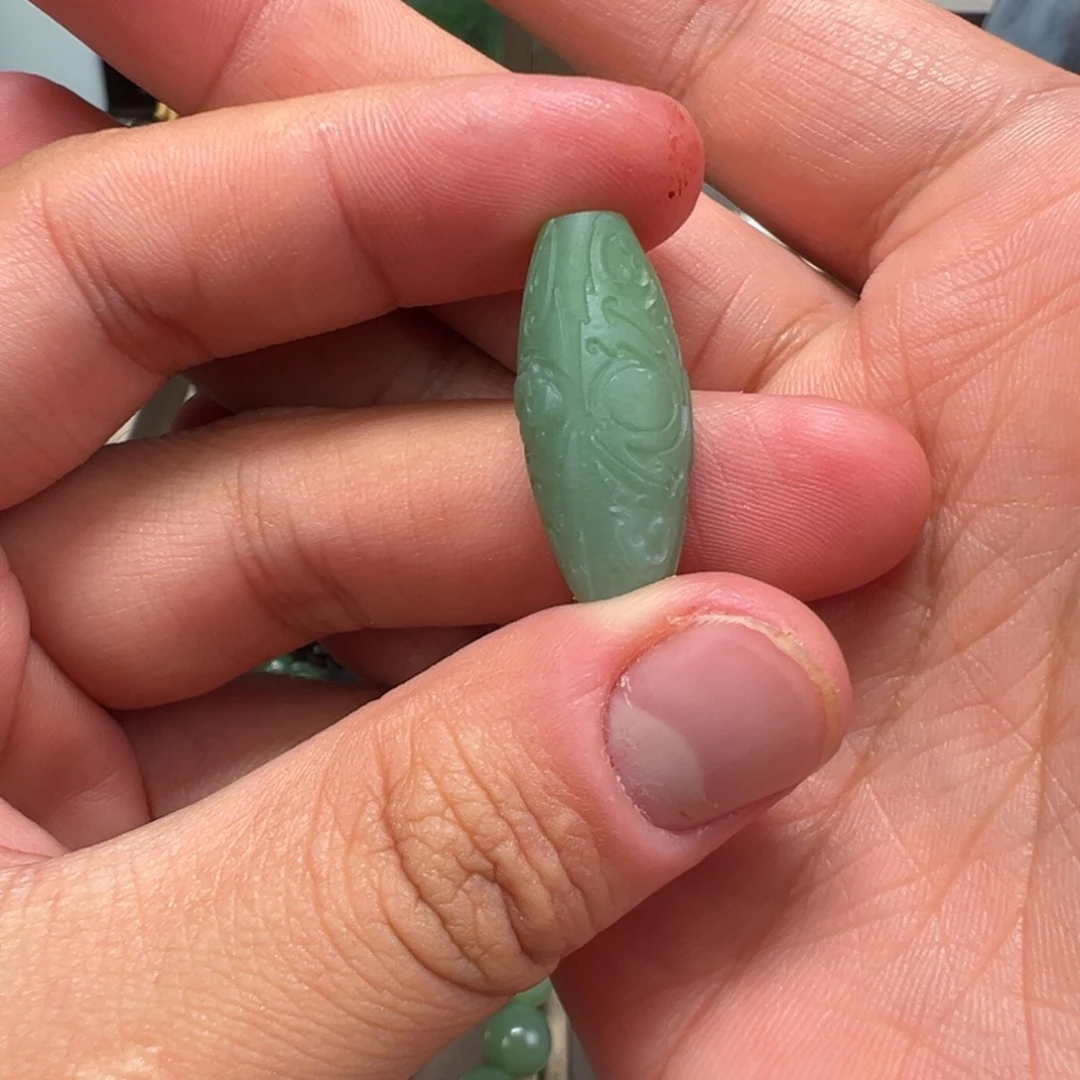 颈饰未镶嵌和田玉粉青12.5mm