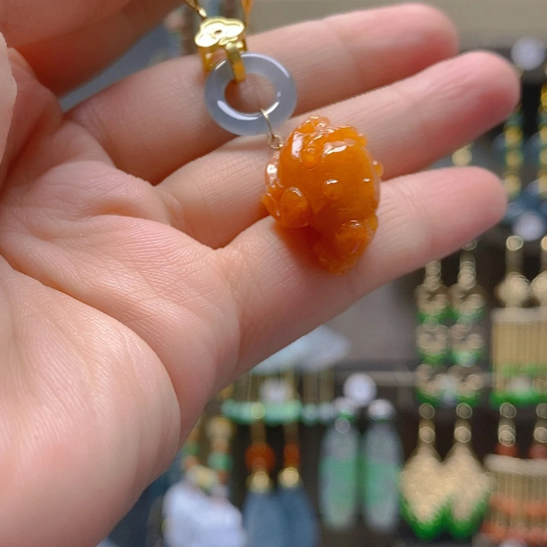未镶嵌翡翠耳饰翡翠