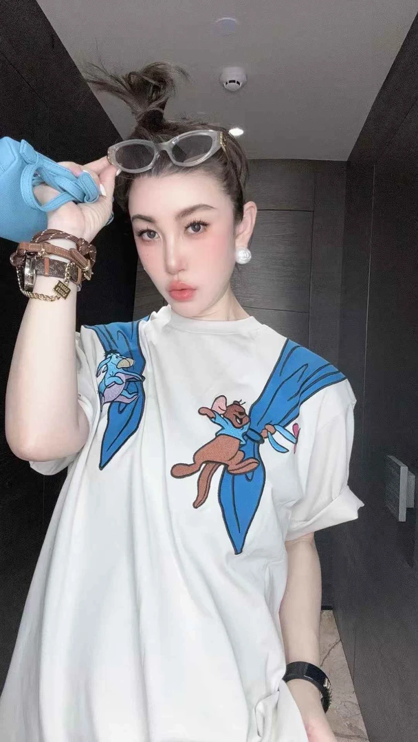 【HAV】  新款时髦百搭减龄圆领卡通重工刺绣小熊短袖套头上衣