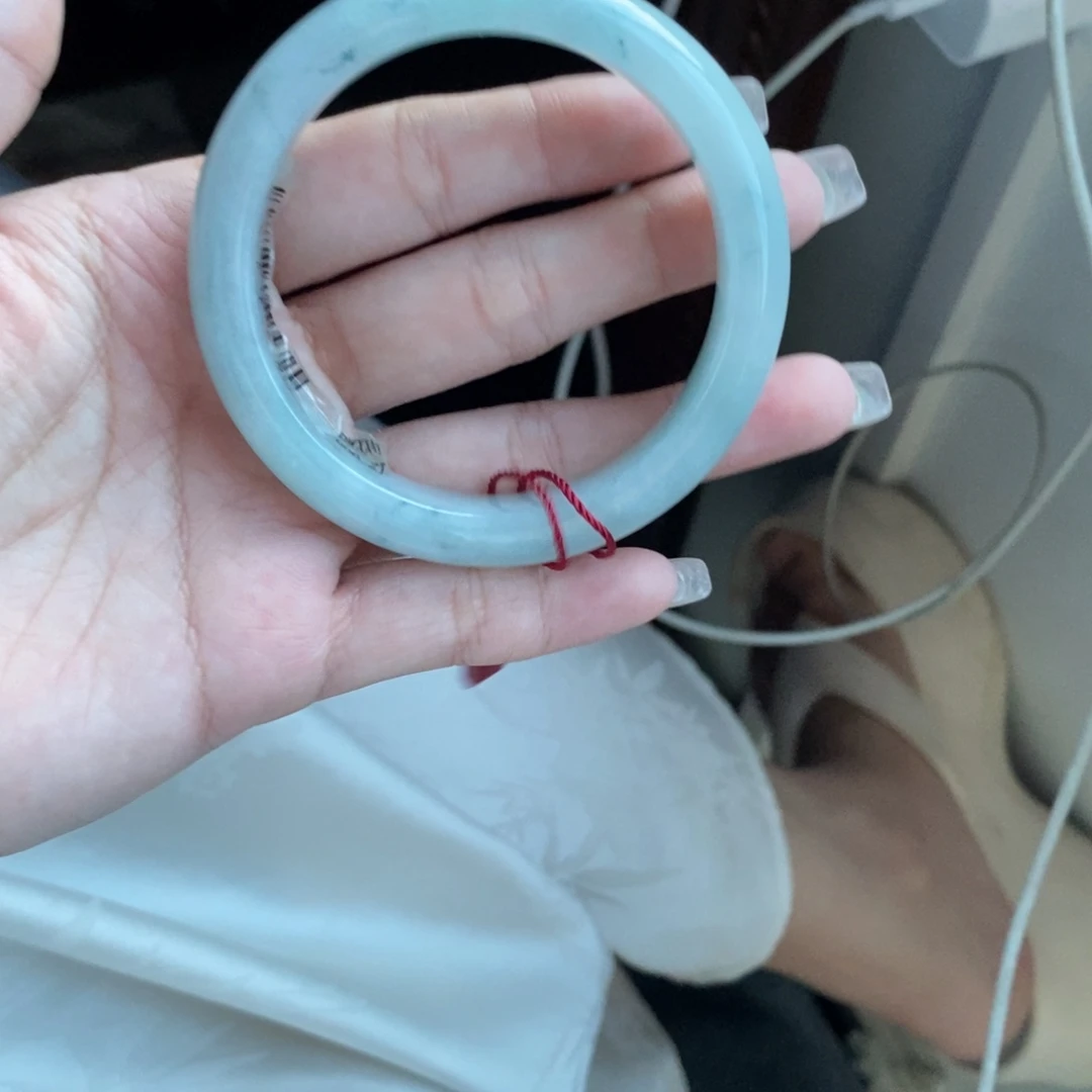 泊***昱未镶嵌手镯翡翠56