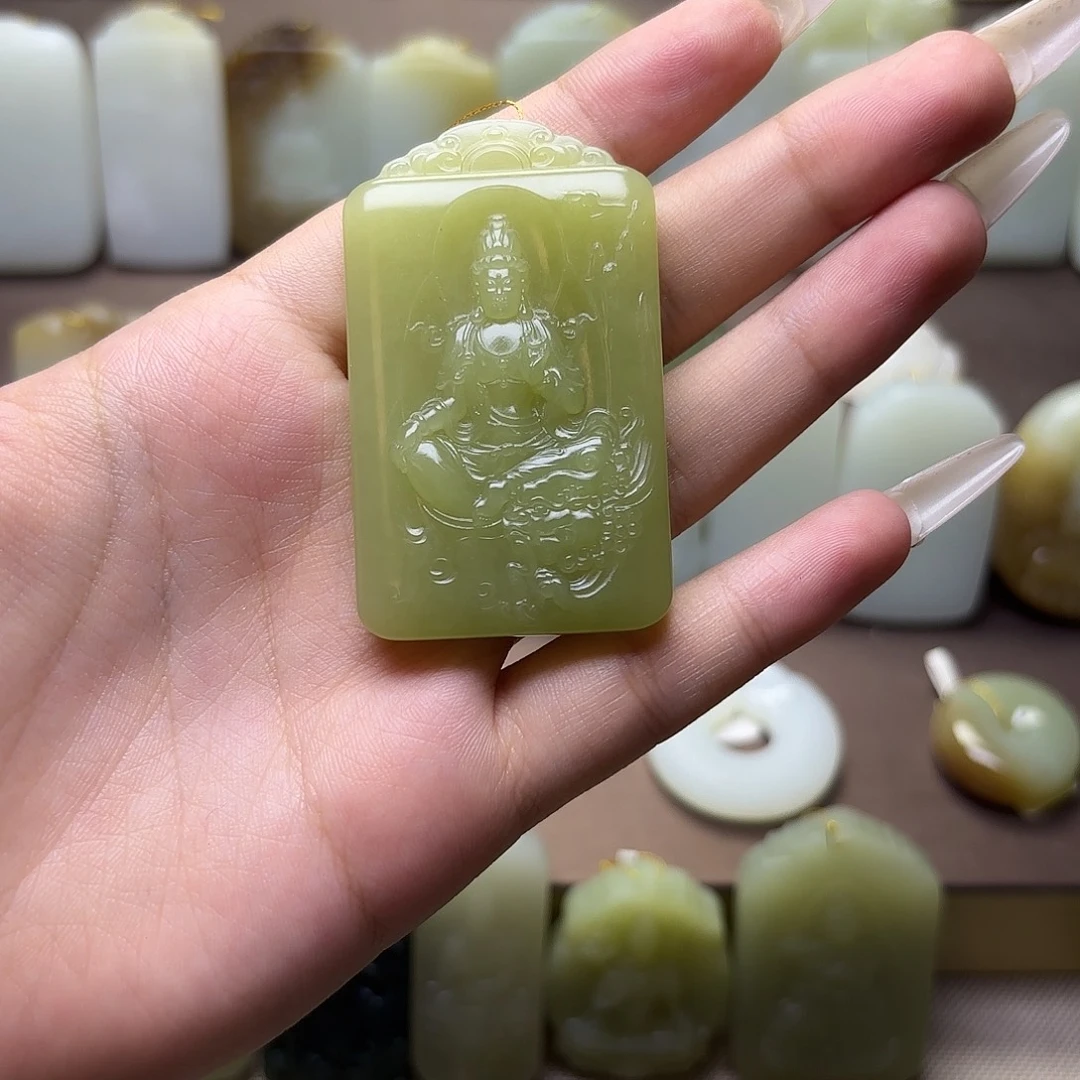 未镶嵌和田玉挂件