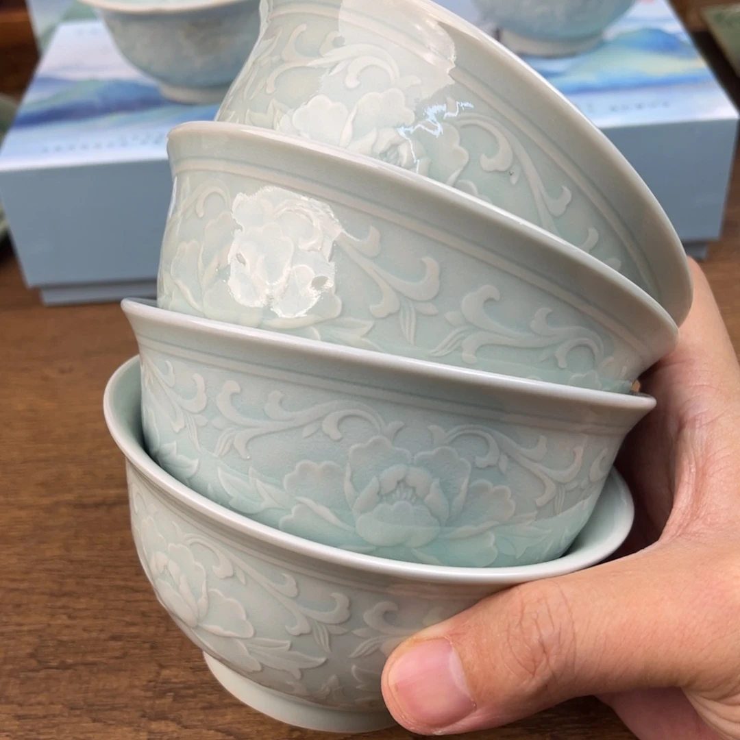 特价4.7英寸新品天青浮雕牡丹