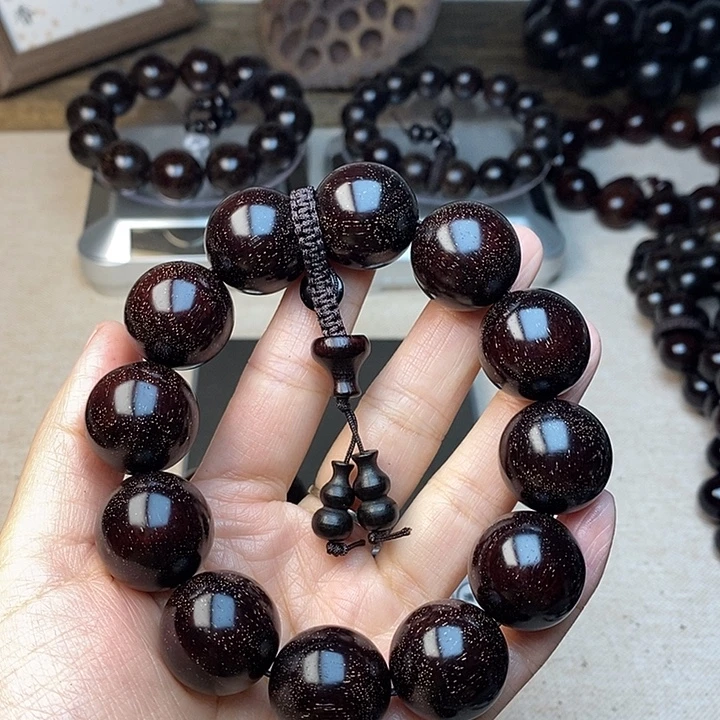 邓***伟檀香紫檀（小叶紫檀）2.0满