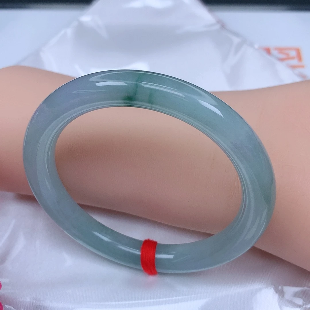【闪购商品】未镶嵌手镯翡翠，56