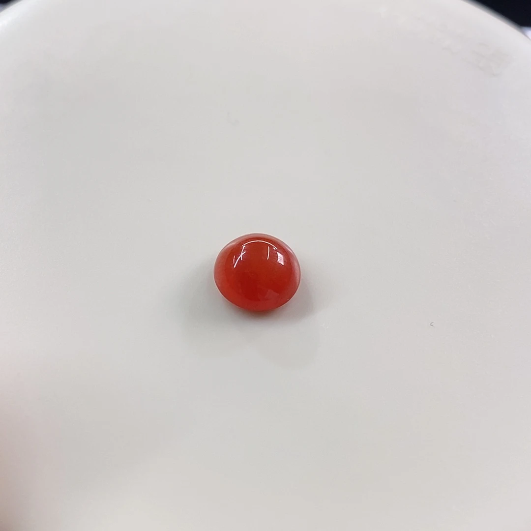 颈饰未镶嵌翡翠蛋面