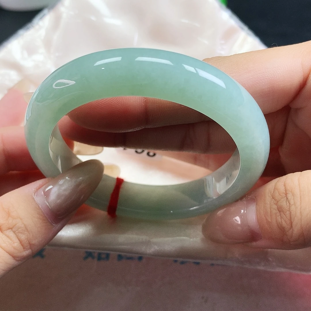 未镶嵌手镯翡翠864