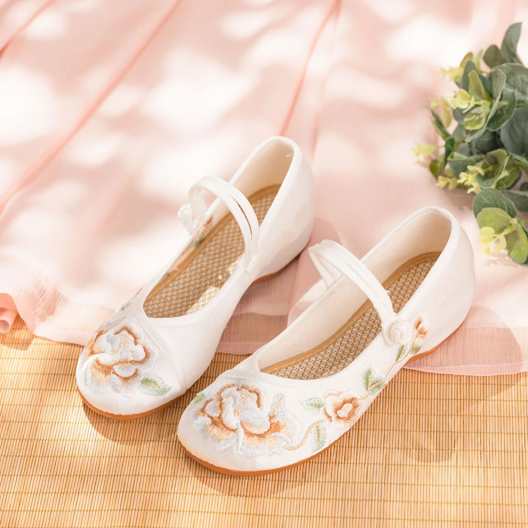 【锦绣江南】夏季新款古风丝光缎面民族风绣花低跟内增高女单鞋