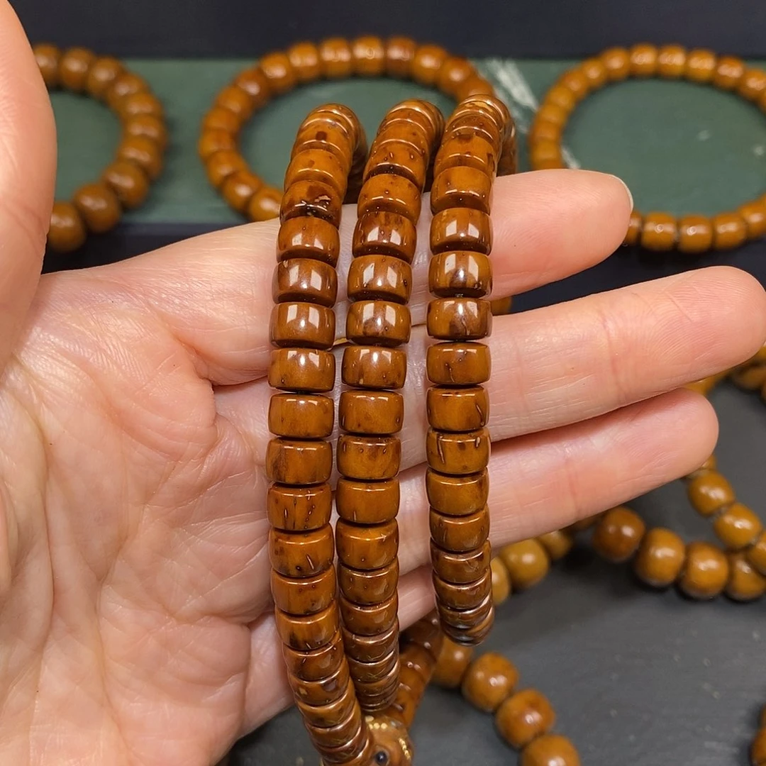 大叶紫檀（黑酸枝木类）紫金鼠长条脖挂