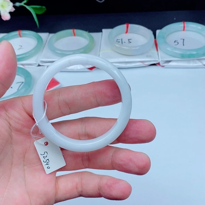 翡翠手镯未镶嵌55-56正圈