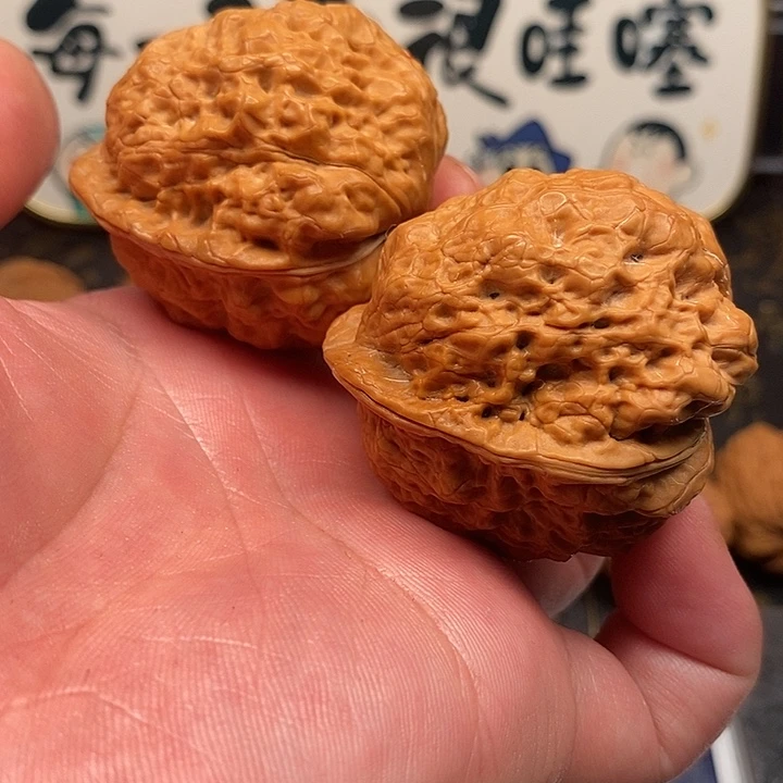 文玩核桃吊坠上古金蝉