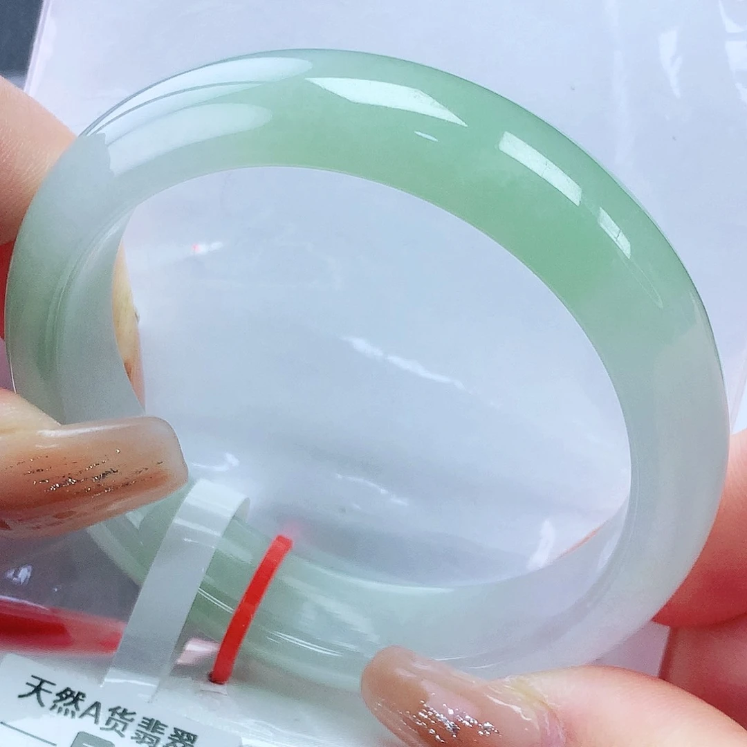 未镶嵌手镯翡翠53轮胎