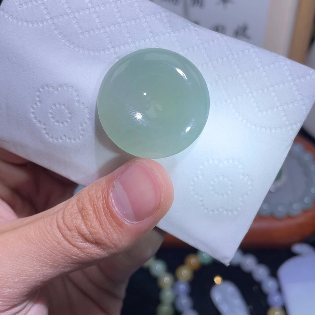 定制翡翠未镶嵌吊坠