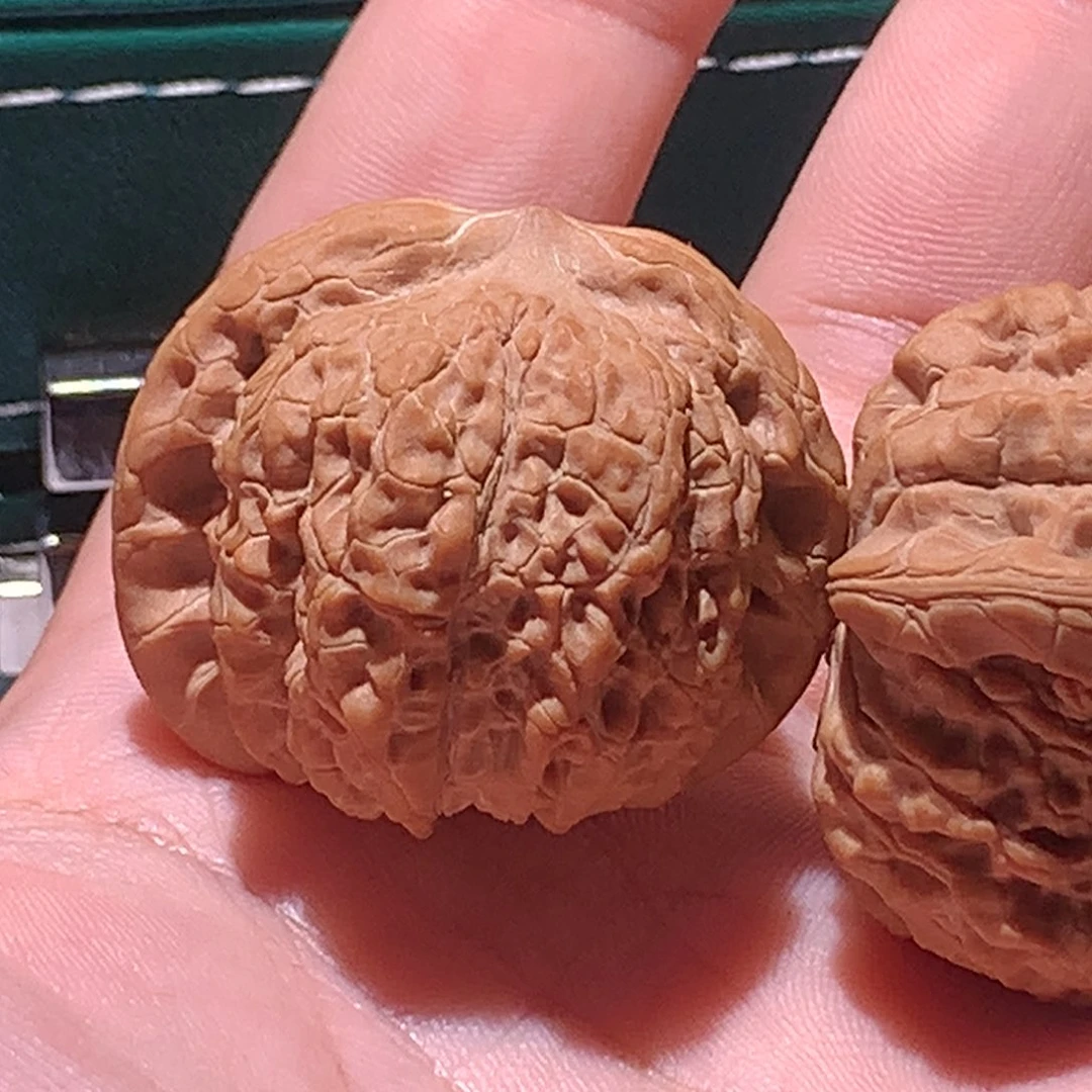 吊坠猴头核桃H****E