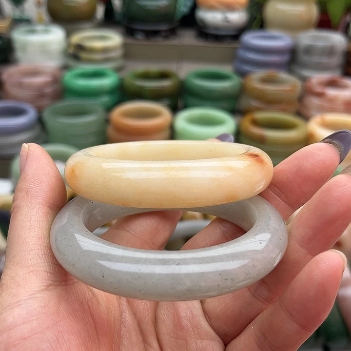 合金手镯石英质玉