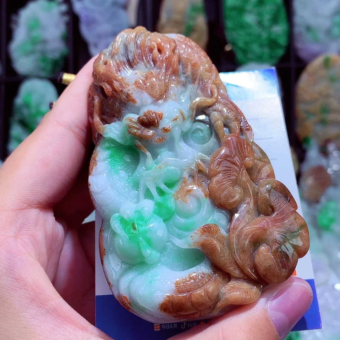 颈饰未镶嵌翡翠挂件